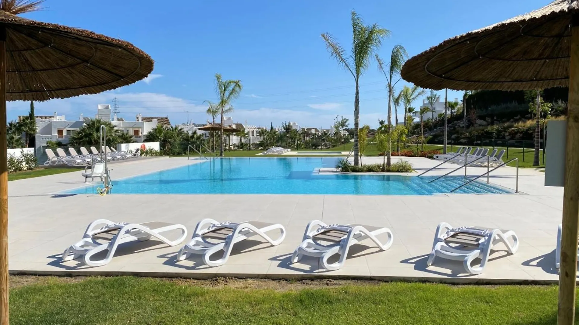 Al-321 Penthouse 3 Bedrooms Alcazaba Lagoon Estepona Spain