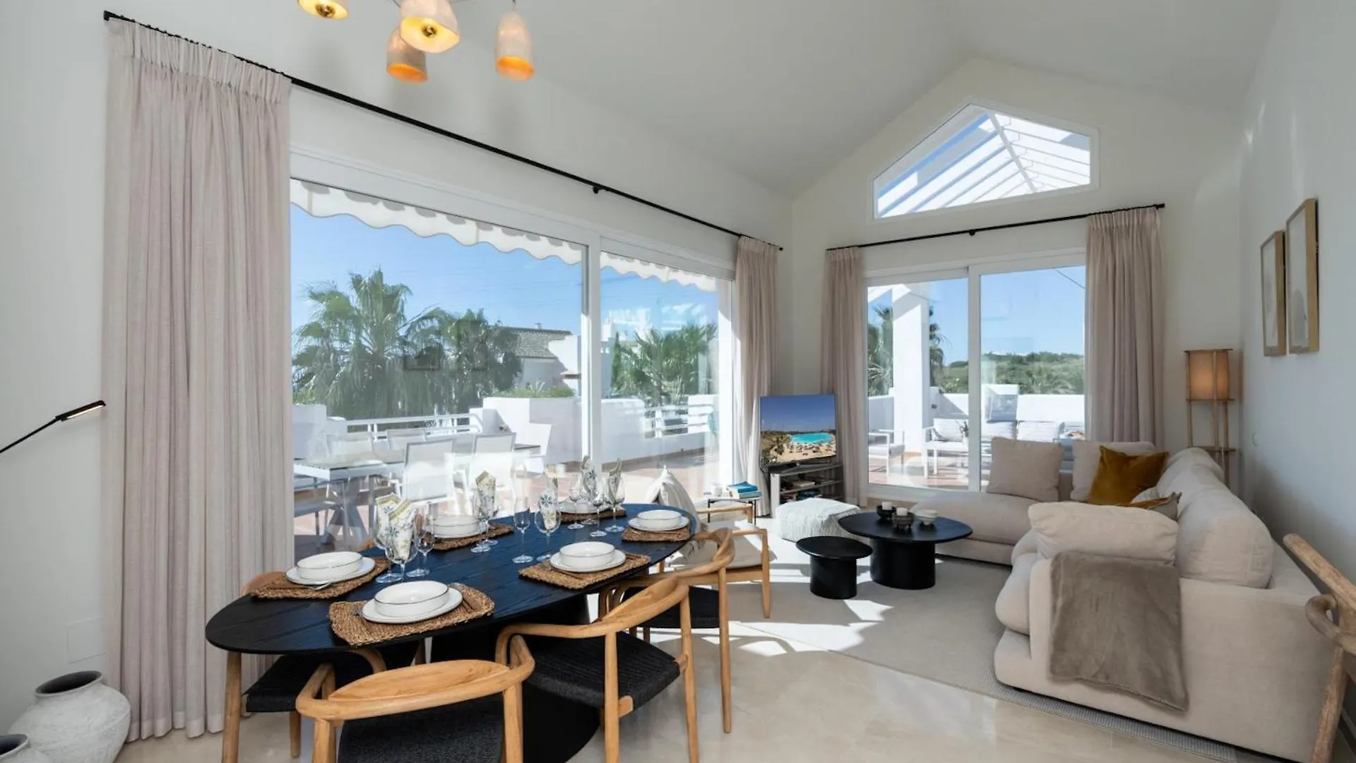 Al-321 Penthouse 3 Bedrooms Alcazaba Lagoon Estepona