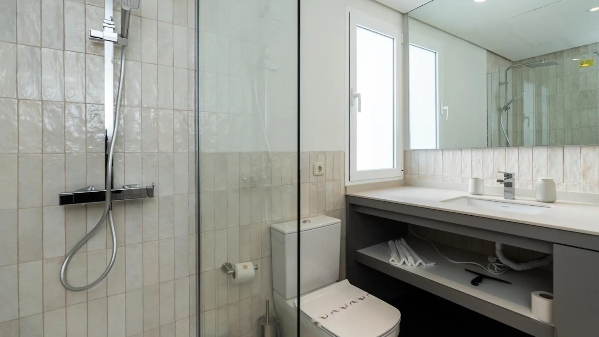 Apartment Al-321 Penthouse 3 Bedrooms Alcazaba Lagoon Estepona